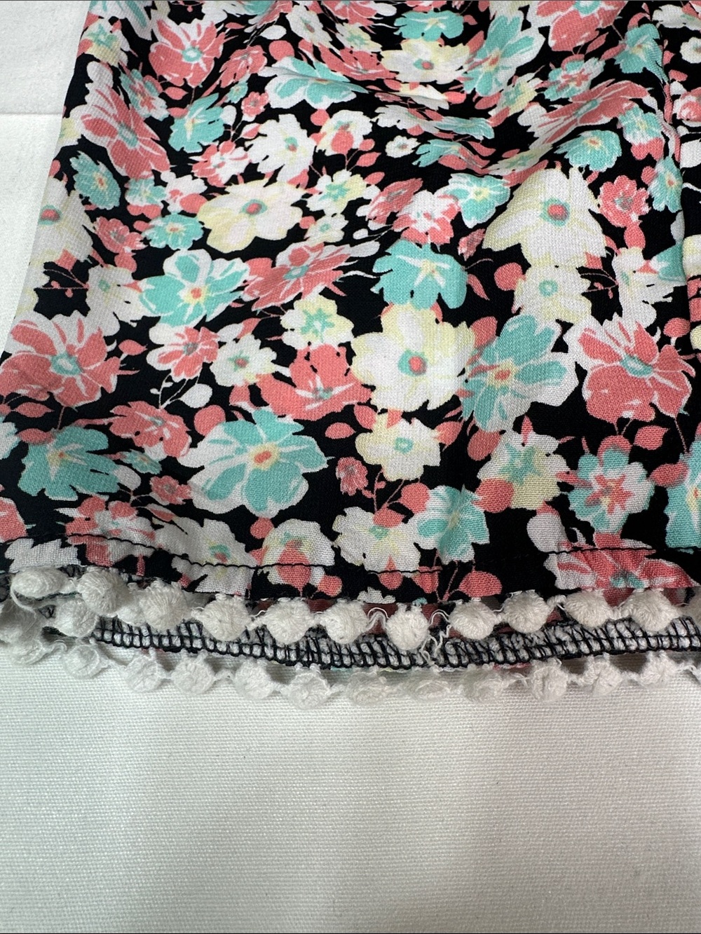 Faded Glory Girls XL 14-16 Floral Pull-On Shorts Pom-Pom Trim - Picture 5 of 12